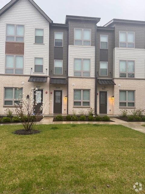 Building Photo - 15649 Lamon Ave Rental
