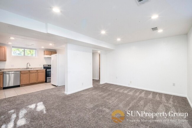 Photo - 930 S 500 E St