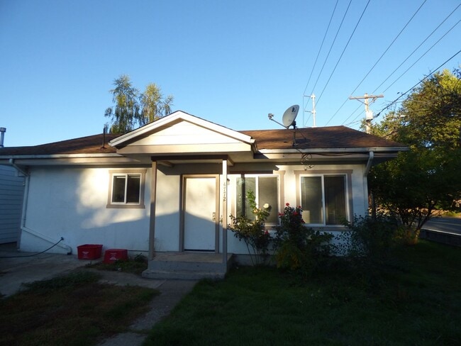 Photo - 4772/4776/4782 Sunnyview Rd NE Salem, OR 97305 Unit 4772