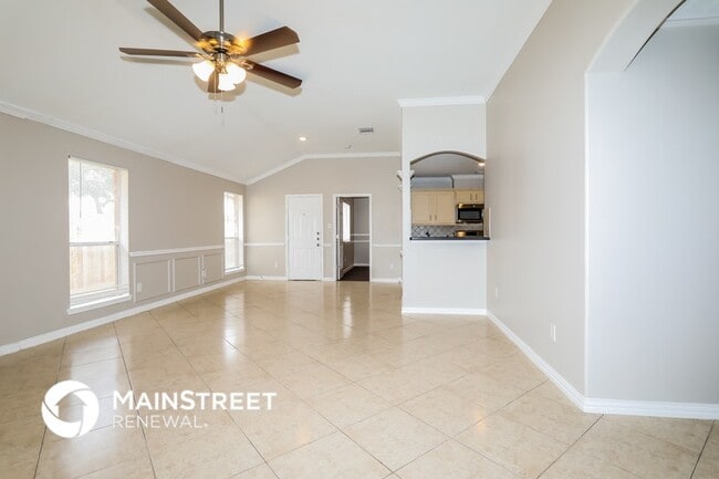 Photo - 16811 Creek Trail