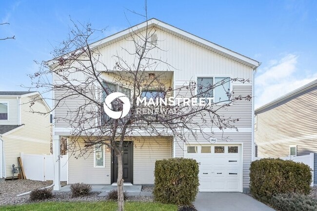 Building Photo - 3 Bedroom Pet-Friendly Home in Denver, CO with Main Street Renewal