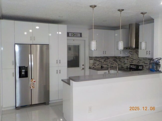 Photo - 1211 W 34th St