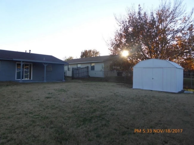 Photo - 4906 SE Trenton Rd