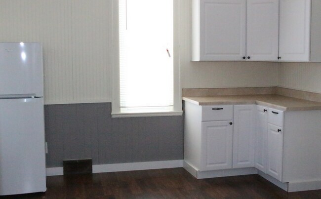 Photo - 2316 W 9th St Unit Apt 1