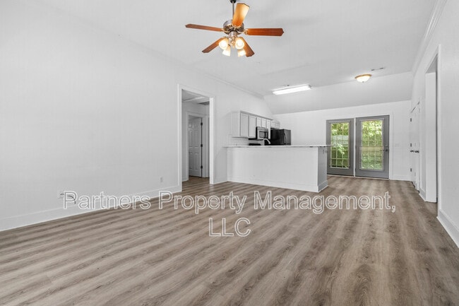 Photo - 1174 W Hendrix St