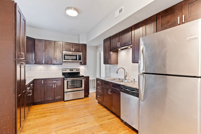 Photo - 1210 S Newstead Ave Unit 1A