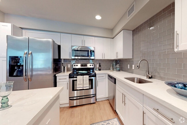3HAB, 2.5BA - 1,421 ft² - Catalina