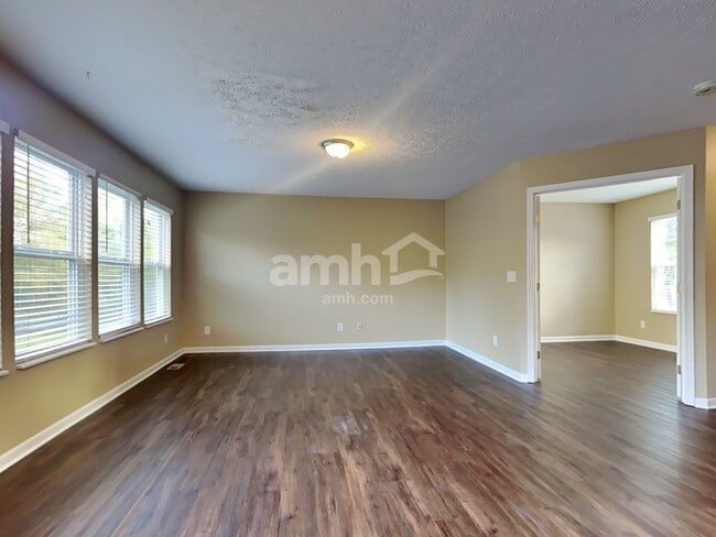 755 Elm Tree Dr