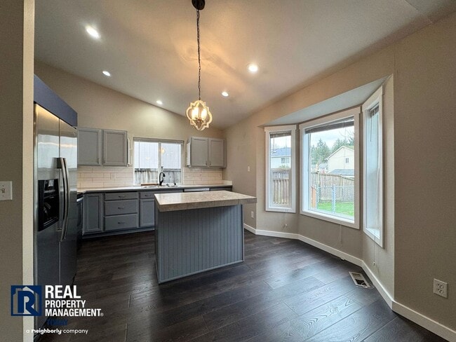 Photo - Great 3 Bedroom with 2 Car Garage!