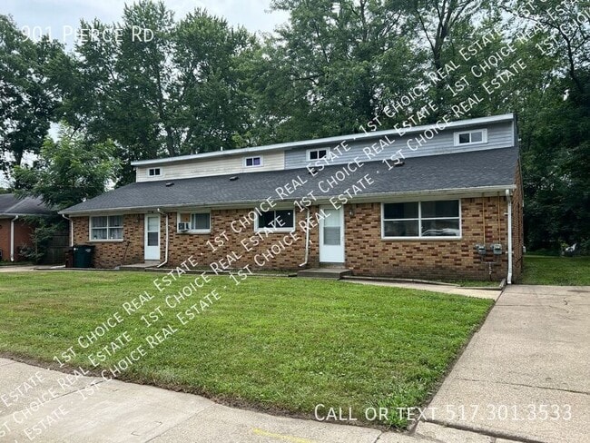 Building Photo - 901 Pierce Rd