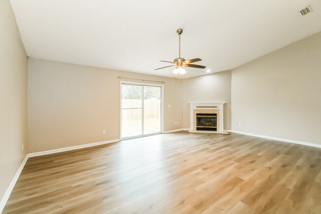 Photo - 3794 Blackthorn Ct