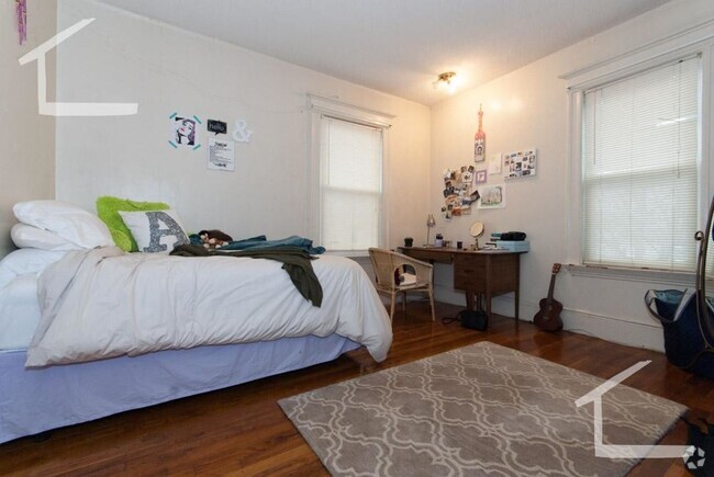Building Photo - 3-bed BU-GAP 01-SEP-25 Rental