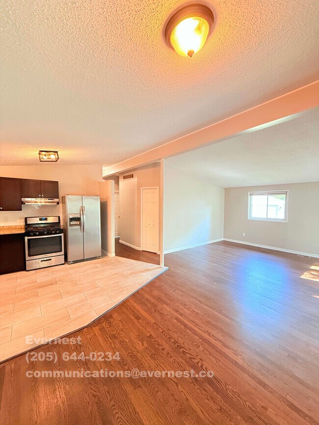 Photo - 23215 Berkley St