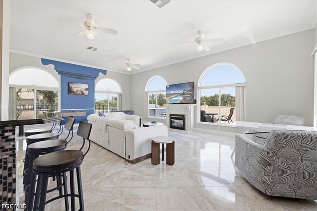2371 Coral Point Dr