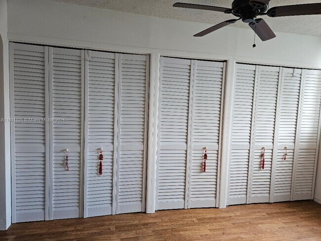 Photo - 2851 Leonard Dr Unit J202