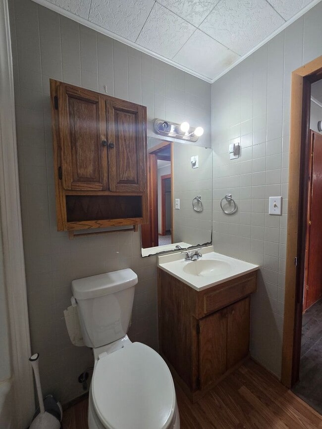 Photo - 3 bed 1 bath in Tecumseh!
