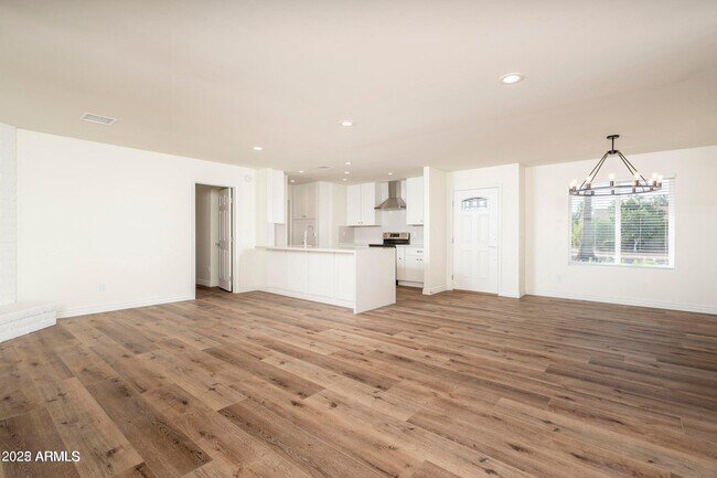Photo - 6016 E Evans Dr