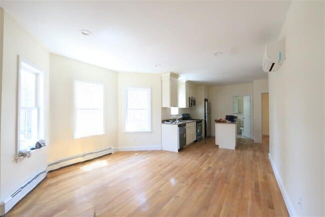 Photo - 220 Massachusetts Ave Unit 4