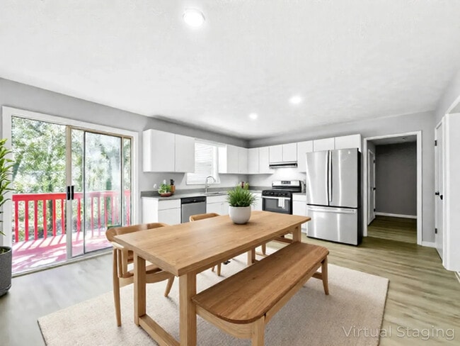 Photo - 3161 Summer Wood Cir