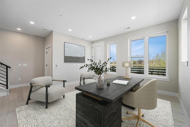 Photo - 2329 Lakeshore Ln