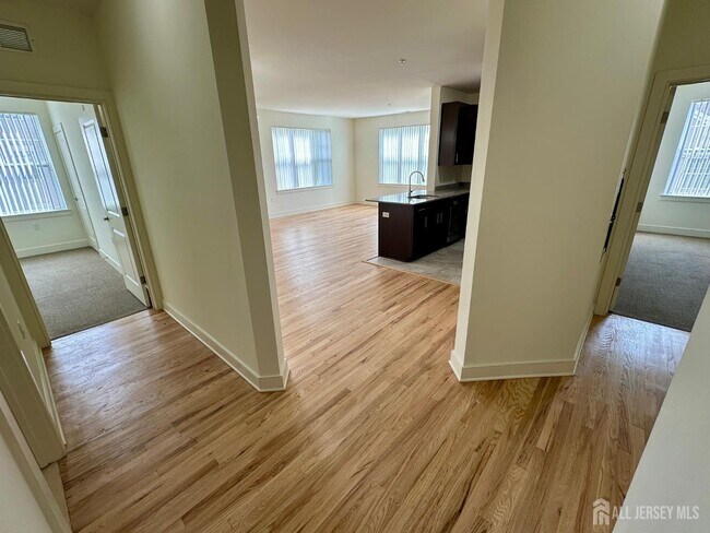 Photo - 101 Roosevelt Ave Unidad 311