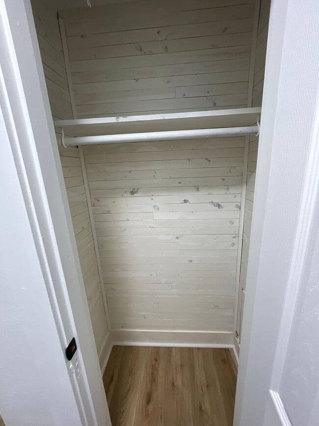 Photo - 803 W 23rd St