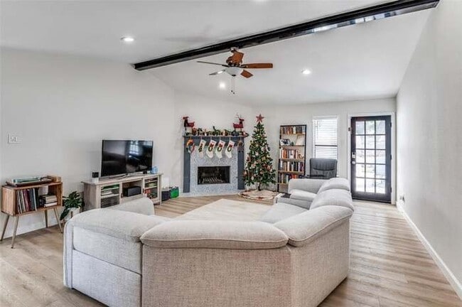 Photo - 150 Edgewood Dr