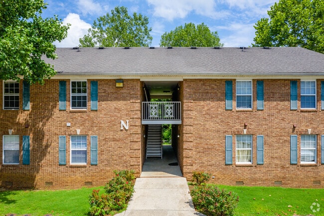 Admiral Place Apartments