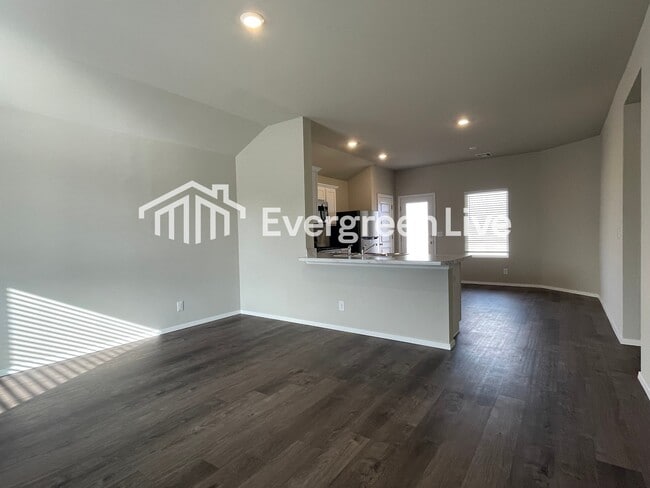 Photo - 1010 W Lawton Rd