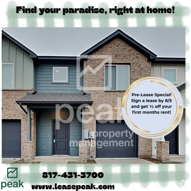Building Photo - $1699! 3 Bed/2.5 Bath Townhome located in ...