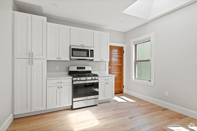 Building Photo - 19 Taft St Rental