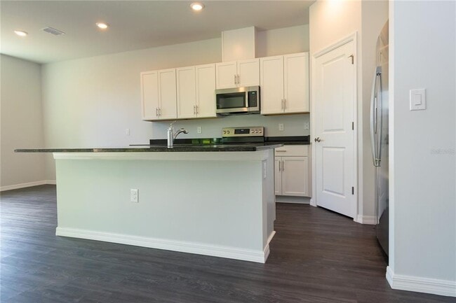 Photo - 1348 Palau St SE