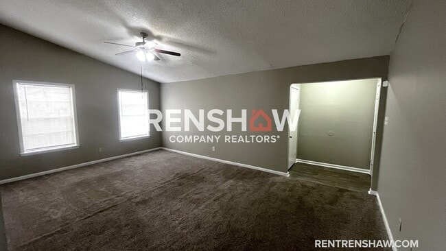 Photo - 2978 Atmore St