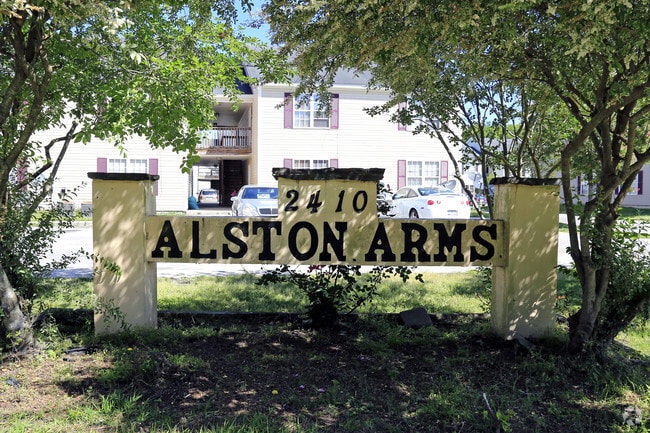 Alston Arms