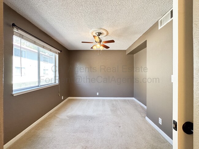 Photo - 29621 Red Oak Ct