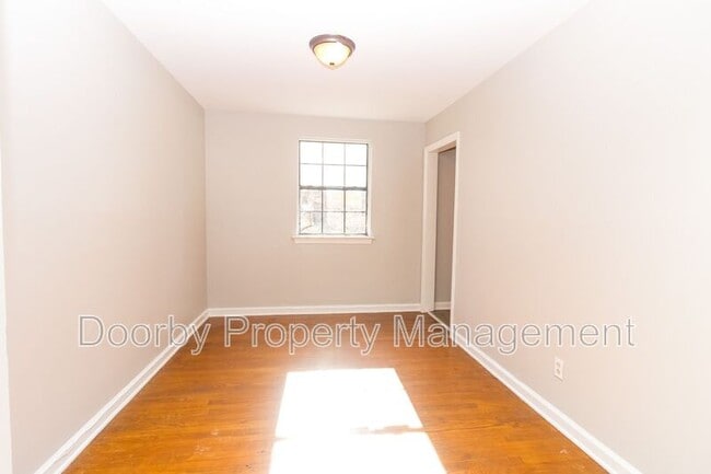 Photo - 3302 Pinewood Ave Unidad 4