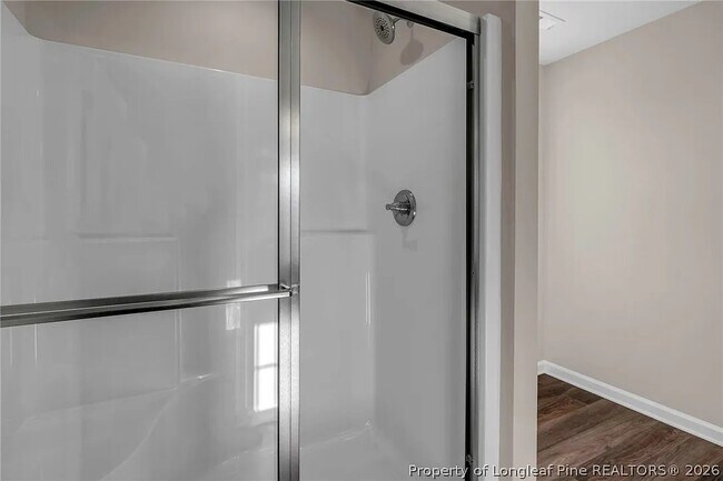 Photo - 64 Onslow Ct
