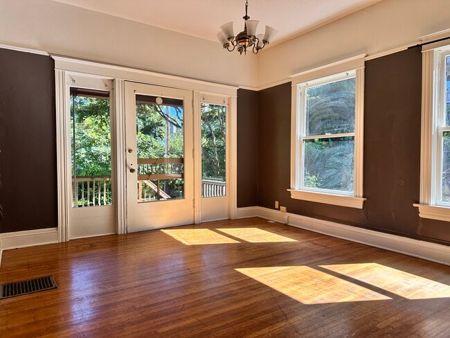 Photo - 1843 SW 16th Ave Unidad 1