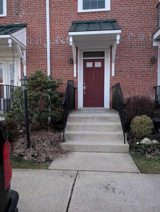 Photo - 502 Keystone Aly