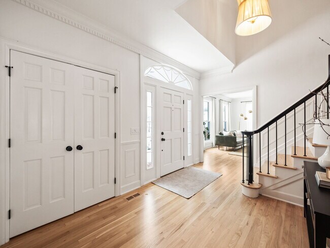 Photo - 3250 Chestnut Run Dr