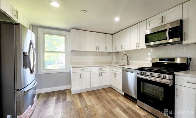 Photo - 111 Demorest Ave Unit 2nd