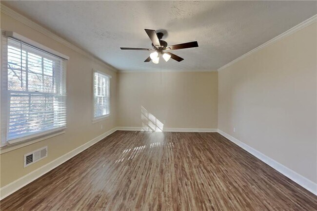 Photo - 4510 Trumble Terrace