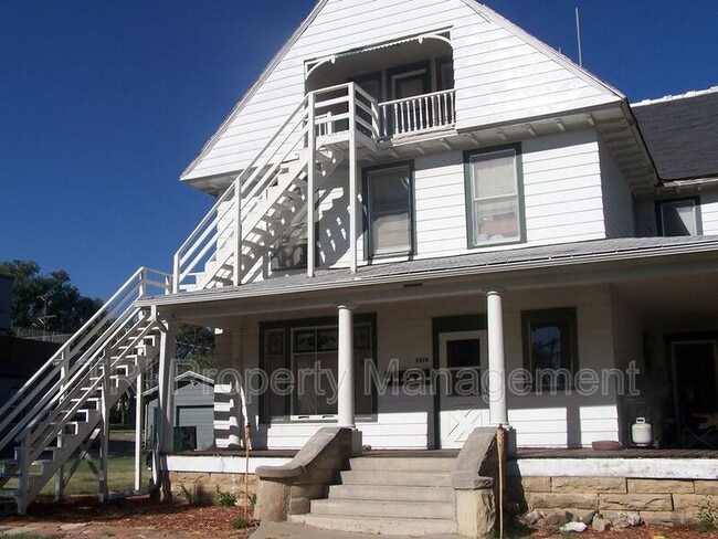 Building Photo - 1419 9th Ave