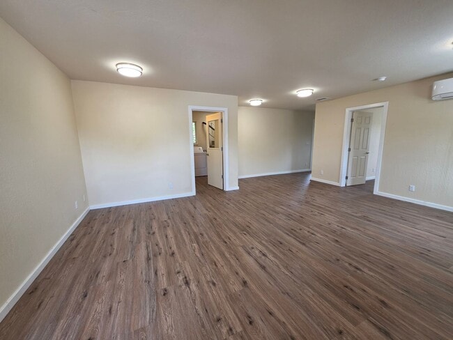 Photo - 1146 SW Lee Ln