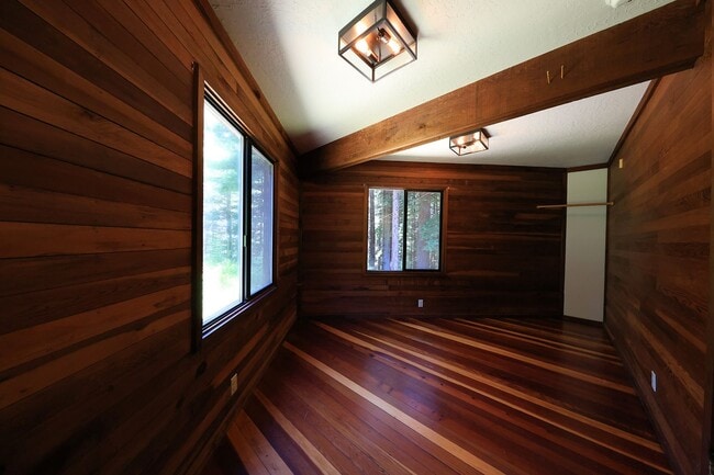 Photo - Unique Cabin in the Forest