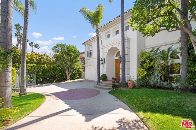 Photo - 705 Foothill Rd