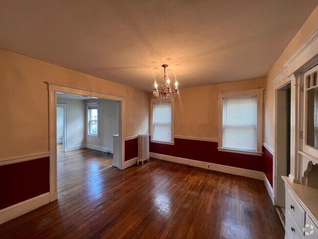 Building Photo - 3 Saint Clements Rd Unit 1 Rental