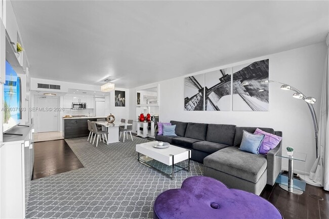 10275 Collins Ave Unit 807