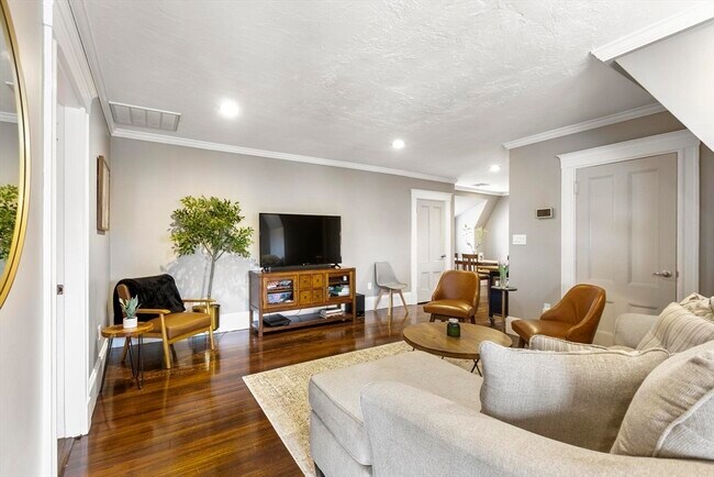 Photo - 10 Upland Ave Unidad 3