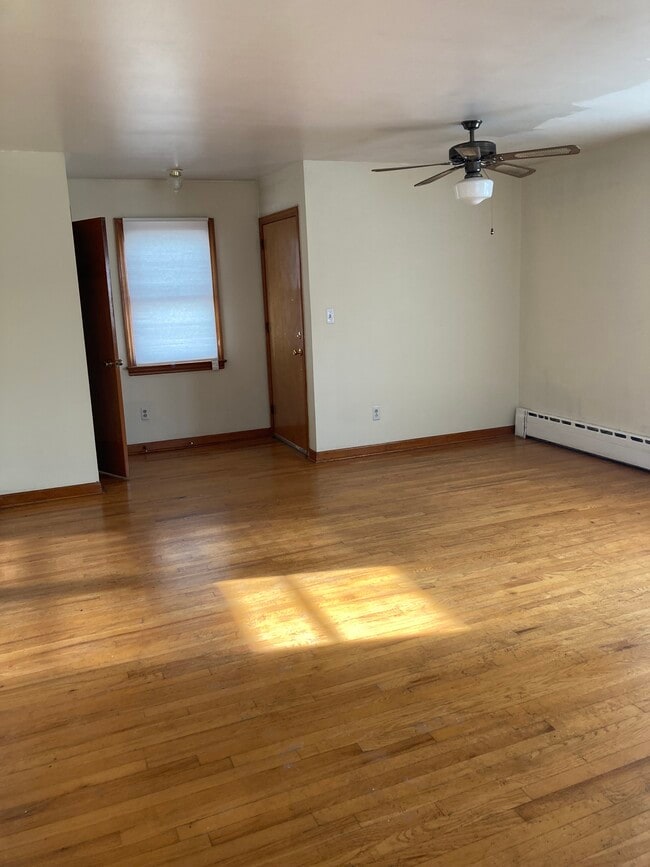 Photo - 253 N 15th St